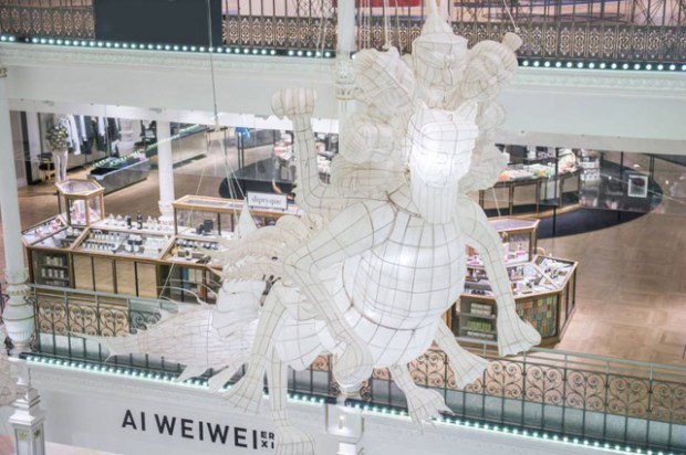 Ai Weiwei au Bon Marché Rive Gauche © Gabriel de la Chapelle