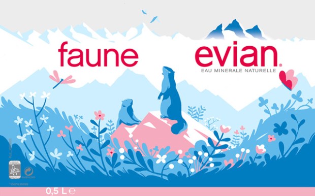 Etiquette pour Evian par Tom Haugomat
