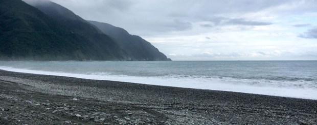 inspirationsgraphiques-projet-scolaire-etudiant-design-graphique-chiun-hau-you-miko-no-yu-packaging-pierre-bois-concept-04